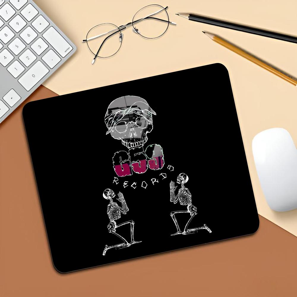 Singer Suicideboy New World De - Laptop Accessories World recension och pris
